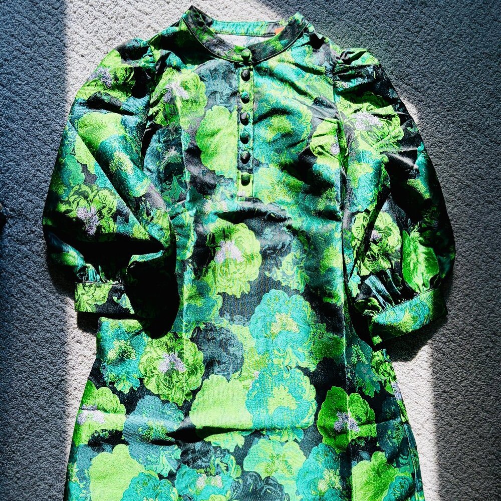 Green Floral Jacquard Shift Dress with Button Front